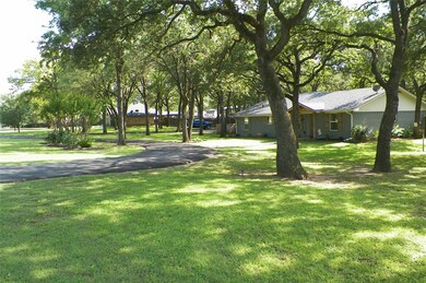 430 County Road 3418, Bridgeport, TX 76426 - photo 3