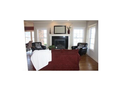 1825 SW Napa Valley Dr, Lees Summit, MO 64082 - photo 7