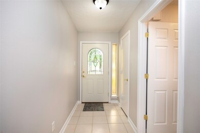 7019 Bent Branch Dr, Houston, TX 77088 - photo 3