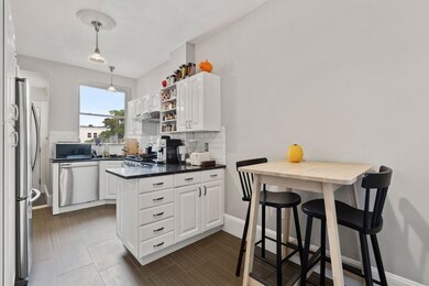 9 Verndale St unit 2, Brookline, MA 02446 - photo 7