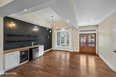 Dining room with wine bar