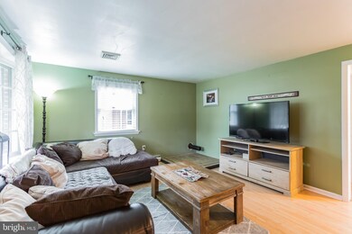 3581 Horseshoe Pike, Honey Brook, PA 19344 - photo 4