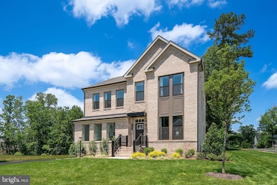 11572 Chapman Mill Dr, Glen Allen, VA 23060 - photo 2