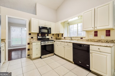 4547 Aladdin Ct, Powder Springs, GA 30127 - photo 5