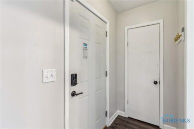 544 Hull Ave, Findlay, OH 45840 - photo 6