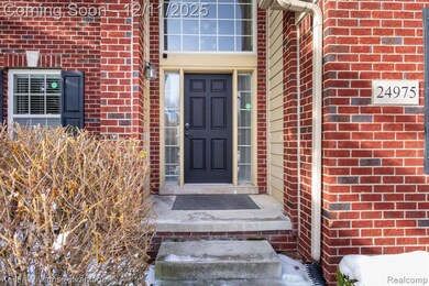 24975 Bloomfield Ct, Novi, MI 48375 - photo 5