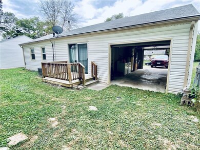 7105 SW 16th St, Des Moines, IA 50315 - photo 5