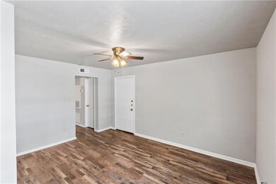 2808 Cypress Bend Cir, Bryan, TX 77801 - photo 6