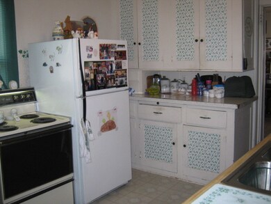 1105 E 2nd Ave, Mitchell, SD 57301 - photo 7