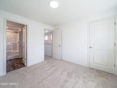 4700 W Oak Ave-19