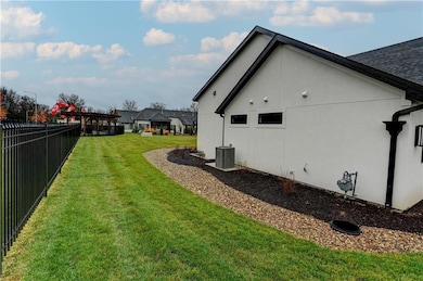 3903 W 84th Terrace, Prairie Village, KS 66206 - photo 4