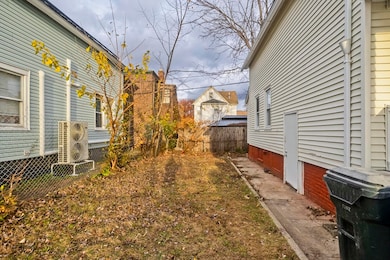 81 Hayden Ave, Springfield, MA 01109 - photo 4
