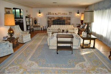 1368 Hendricks Rd, Pennsburg, PA 18073 - photo 4