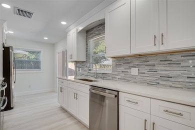 1806 Forest Dr unit 3, Oldsmar, FL 34677 - photo 6