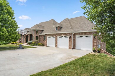 159 Gavins Trl, Walnut Shade, MO 65771