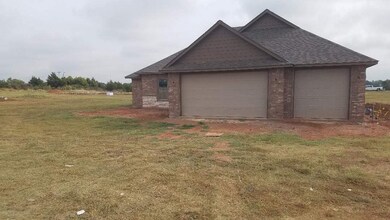 13122 Shadow Ridge Dr, Elgin, OK 73538 - photo 2