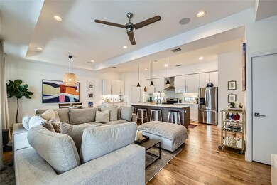 5708 Bryan Pkwy unit C, Dallas, TX 75206 - photo 2