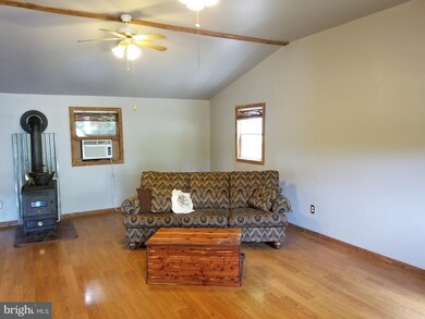 1617 Deer Rapids Rd, Strasburg, VA 22657 - photo 3