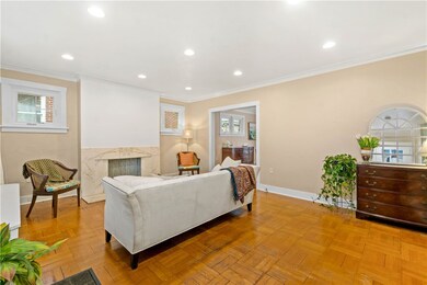 6377 Douglas St, Pittsburgh, PA 15217 - photo 4