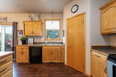Kitchen sink