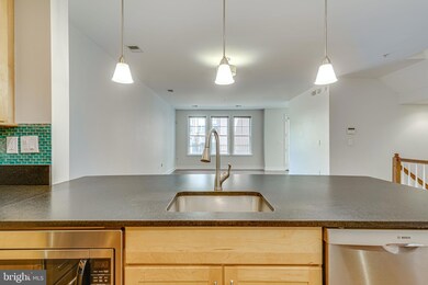 Rhodes Hill Square unit B120, Arlington, VA 22209 - photo 6