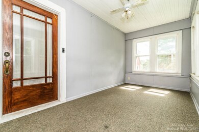 21 S Parker Rd, Ann Arbor, MI 48103 - photo 6
