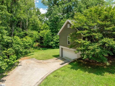 104 Williamsburg Dr, Greer, SC 29651 - photo 5