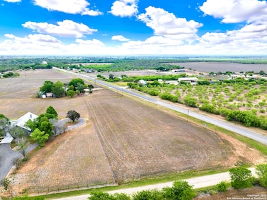LOT 4 Cr 343, Hondo, TX 78861 - photo 4