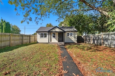 913 Coventry Ave, Toledo, OH 43607 - photo 2