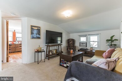 425 E Emerald Ave unit 2ND FLOOR, Collingswood, NJ 08108 - photo 4