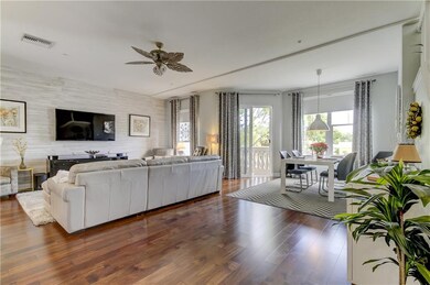 2ND FLOOR - LIVING / DINING AREA