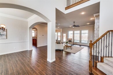 8104 Kentwood Dr, North Richland Hills, TX 76182 - photo 4