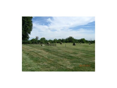 CAN RAISE HAY FOR YOU ANIMINAL OR GREAT PLACE FOR 