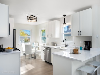 329 High Ridge Rd, Hillside, IL 60162 - photo 7