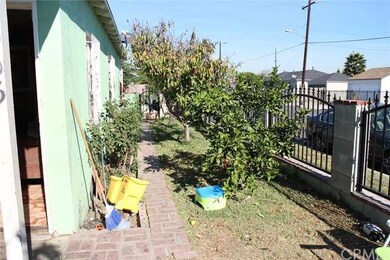 1003 W 152nd St unit 2NDFL, Compton, CA 90220 - photo 4