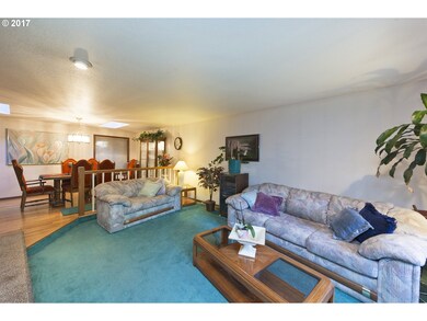 Living Room/Dining Room