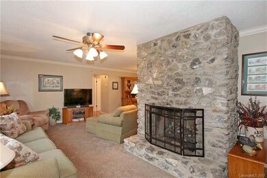 124 Heavenly Dr, Statesville, NC 28625 - photo 3