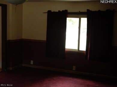 4915 Southwood Dr, Sheffield Lake, OH 44054 - photo 5