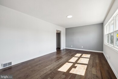 324 Baldwin Rd, Glassboro, NJ 08028 - photo 5