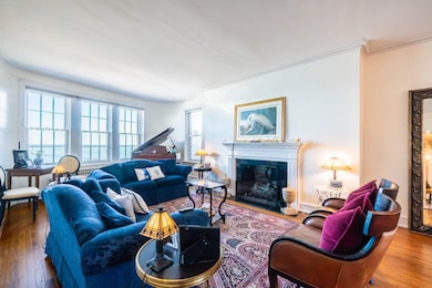 1120 N Lake Shore Dr unit 15A, Chicago, IL 60611 - photo 2