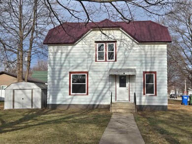 130 5th Ave E, Cresco, IA 52136 - photo 3