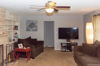 242 David St, South Bend, IN 46637 - photo 3