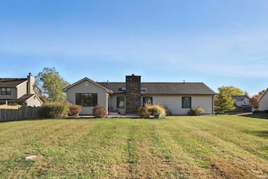 1536 Timberlake Trail, Fort Wayne, IN 46804 - photo 6