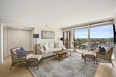 Oceancrest unit 6240, Jupiter, FL 33477 - photo 3