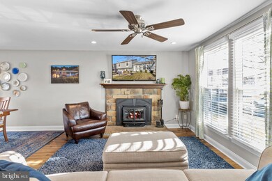 110 Independence Dr, Morrisville, PA 19067 - photo 4