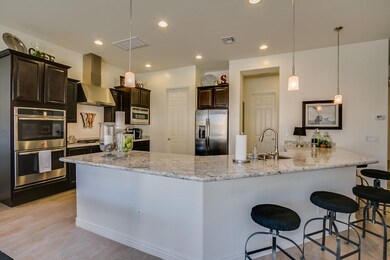 Gourmet kitchen