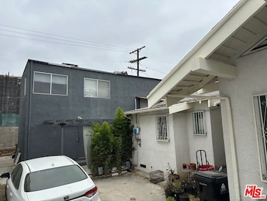932 S Harvard Blvd, Los Angeles, CA 90006 - photo 3
