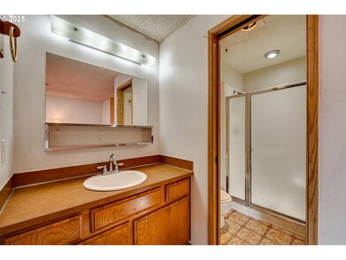 410 Cedar Ave, Woodland, WA 98674 - photo 6