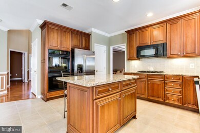 42527 Lewiston Dr, Chantilly, VA 20152 - photo 4