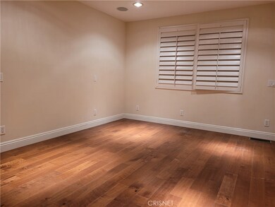 22136 Independencia St, Woodland Hills, CA 91364 - photo 7